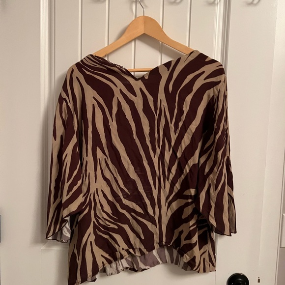 Animal print brown and tan top - Picture 2 of 3